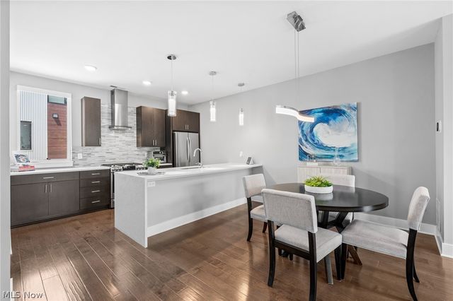 1240 W 70th Street, Cleveland, OH 44102