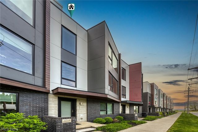 1240 W 70th Street, Cleveland, OH 44102