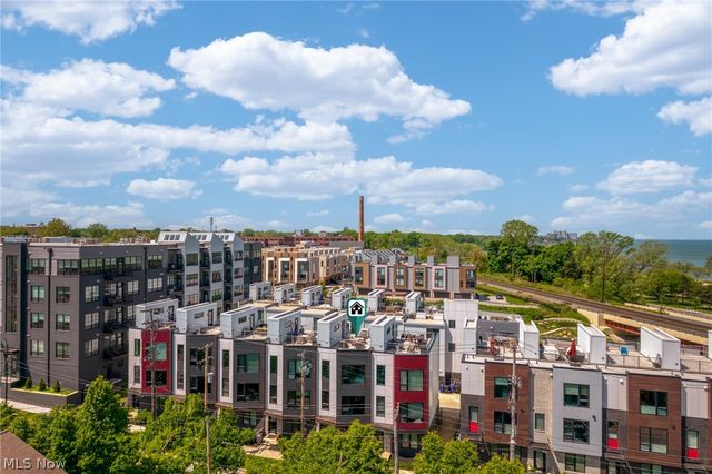 1240 W 70th Street, Cleveland, OH 44102