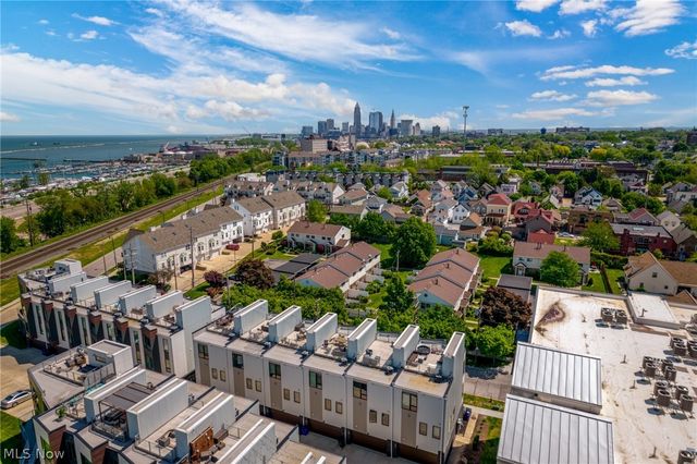 1240 W 70th Street, Cleveland, OH 44102