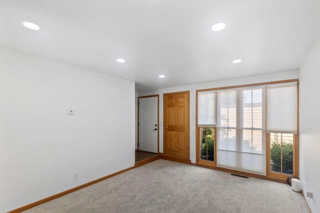 6301 Barrie Road, Edina, MN 55435