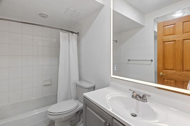 6301 Barrie Road, Edina, MN 55435