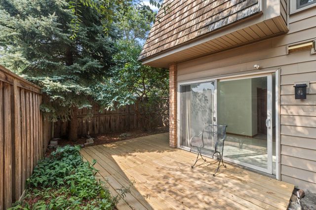 6301 Barrie Road, Edina, MN 55435