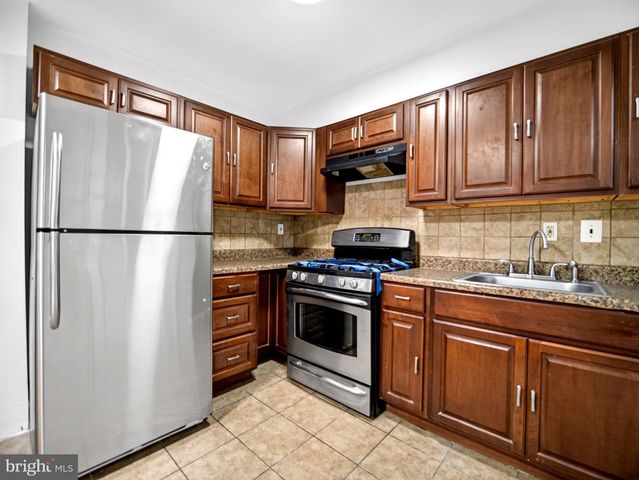 4346 MARTIN LUTHER KING JR AVE SW, Washington, DC 20032
