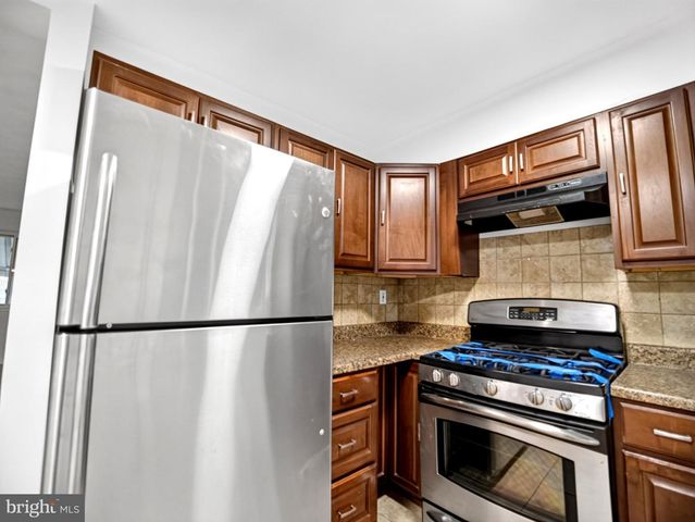 4346 MARTIN LUTHER KING JR AVE SW, Washington, DC 20032