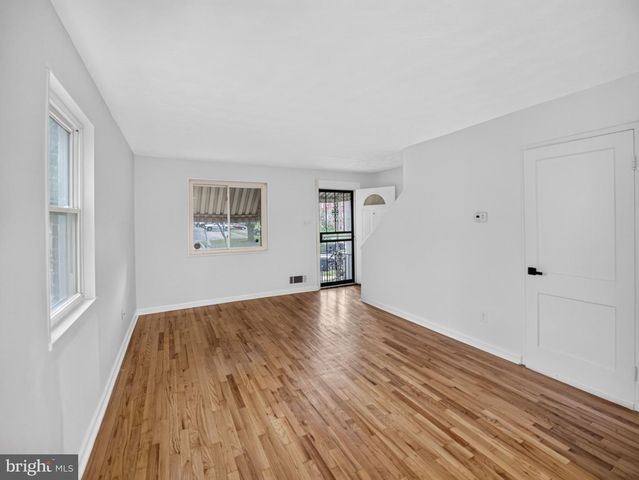 4346 MARTIN LUTHER KING JR AVE SW, Washington, DC 20032