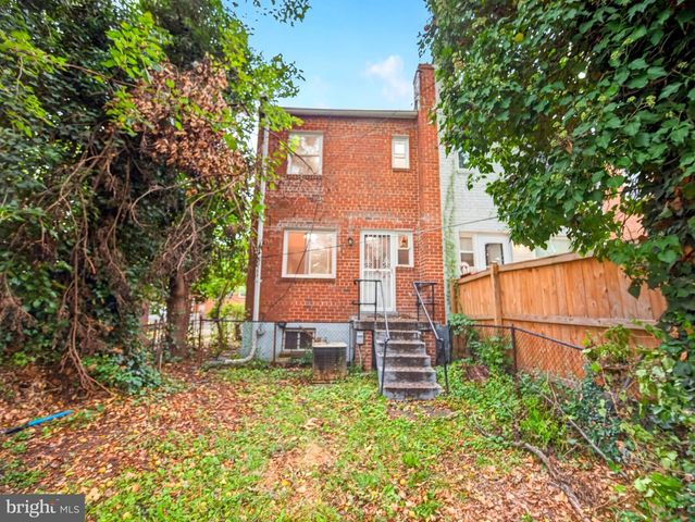 4346 MARTIN LUTHER KING JR AVE SW, Washington, DC 20032