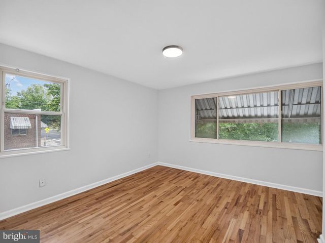 4346 MARTIN LUTHER KING JR AVE SW, Washington, DC 20032