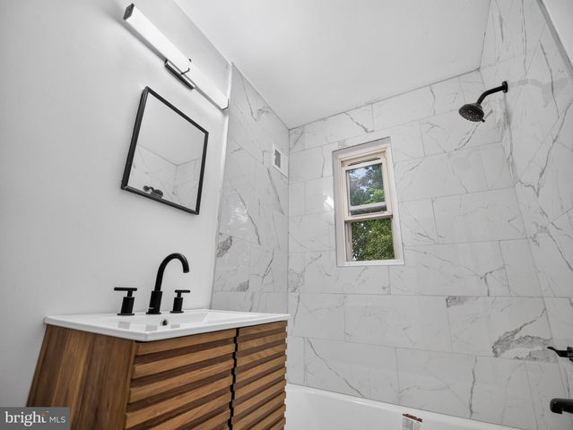 4346 MARTIN LUTHER KING JR AVE SW, Washington, DC 20032