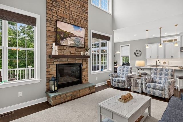 70 Woody Nook, Plymouth, MA 02360