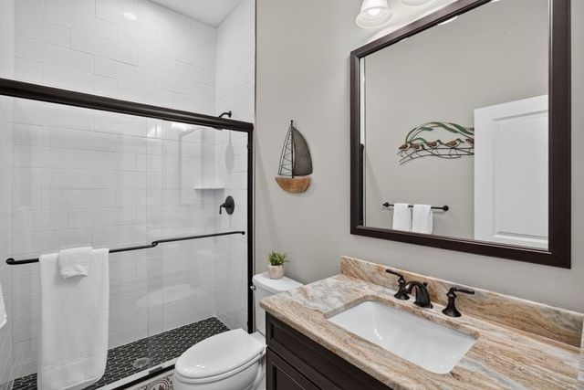 70 Woody Nook, Plymouth, MA 02360