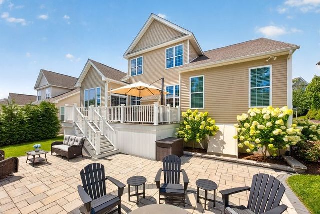 70 Woody Nook, Plymouth, MA 02360