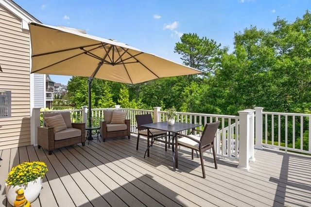 70 Woody Nook, Plymouth, MA 02360