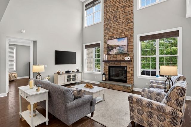 70 Woody Nook, Plymouth, MA 02360