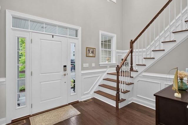 70 Woody Nook, Plymouth, MA 02360