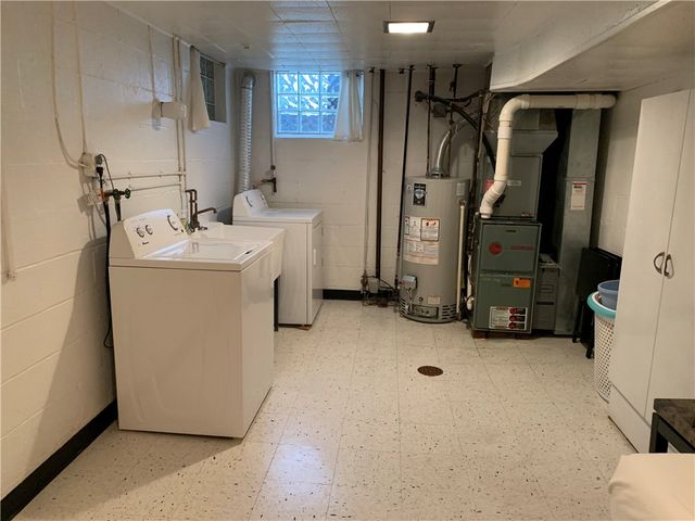 420 Grant Ave. Ext., West Mifflin, PA 15122