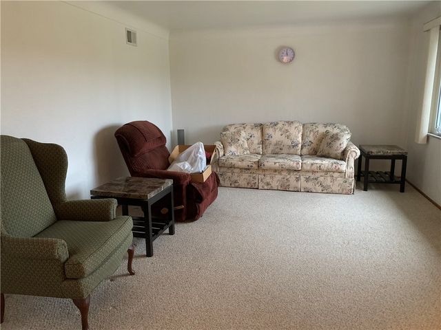 420 Grant Ave. Ext., West Mifflin, PA 15122