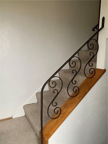 420 Grant Ave. Ext., West Mifflin, PA 15122