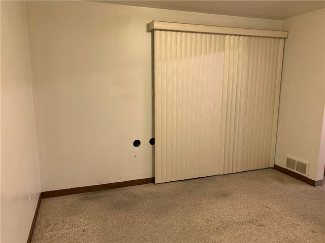 420 Grant Ave. Ext., West Mifflin, PA 15122