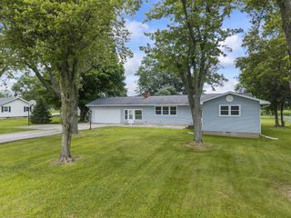 5899 N Springcreek Stringtown Road 5899 N Springcreek Stringtown Road, Piqua, OH 45356