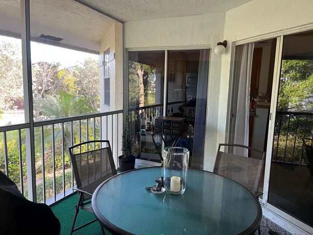 6549 S Via Regina, Boca Raton, FL 33433