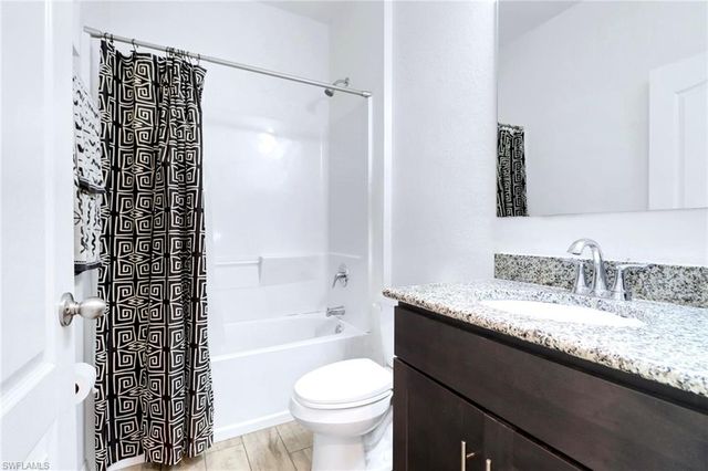 2118 SW 25th TER, Cape Coral, FL 33914