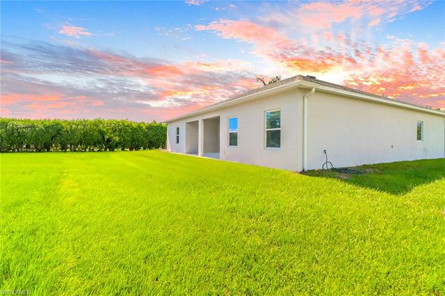 2118 SW 25th TER, Cape Coral, FL 33914