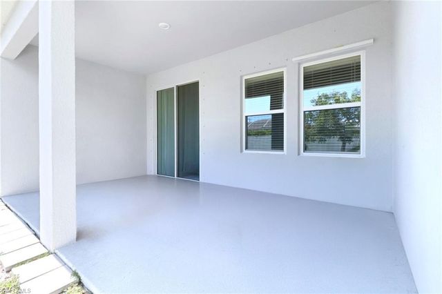 2118 SW 25th TER, Cape Coral, FL 33914