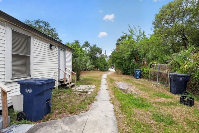 2930 N TAMPA STREET, Tampa, FL 33602