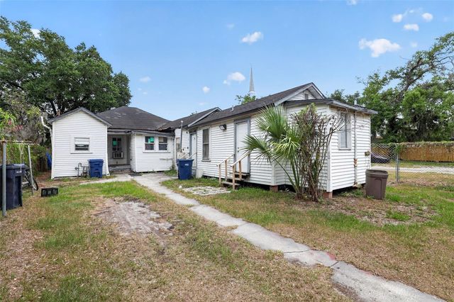 2930 N TAMPA STREET, Tampa, FL 33602