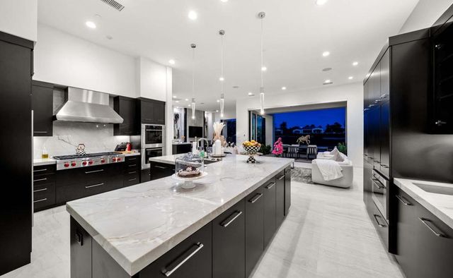 42370 Via Vicchio, Indian Wells, CA 92210