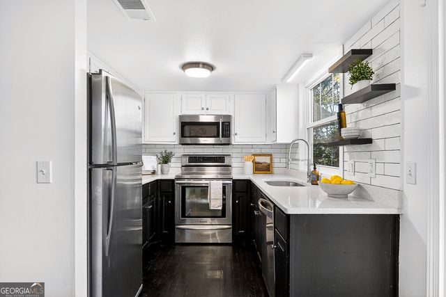 4406 Chowning Way, Dunwoody, GA 30338