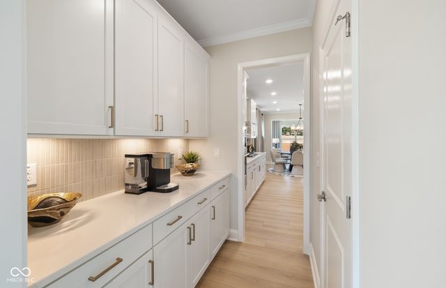 9876 Canterwood Lane, Fishers, IN 46038