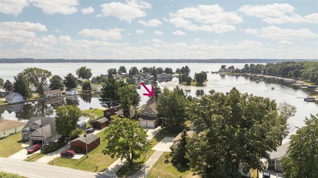 7039 W White Birch Avenue, Lake City, MI 49651