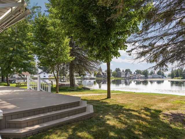 7039 W White Birch Avenue, Lake City, MI 49651