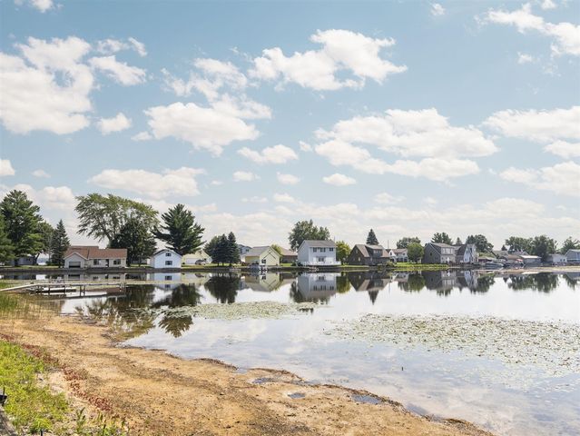 7039 W White Birch Avenue, Lake City, MI 49651