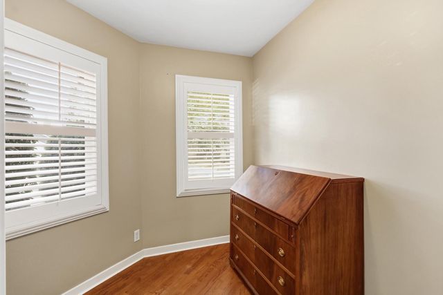 2765 14th St, Sacramento, CA 95818