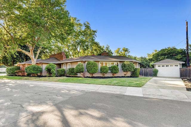 2765 14th St, Sacramento, CA 95818