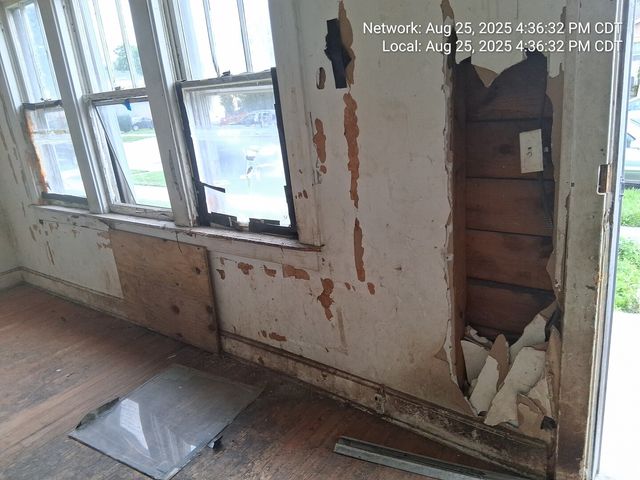 2654 W 98th Place, Evergreen Park, IL 60805