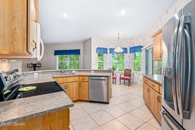 28 Cedar Point Drive, Palm Coast, FL 32164