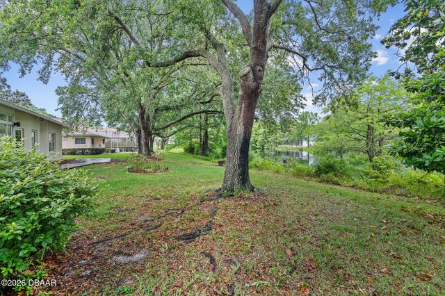 28 Cedar Point Drive, Palm Coast, FL 32164