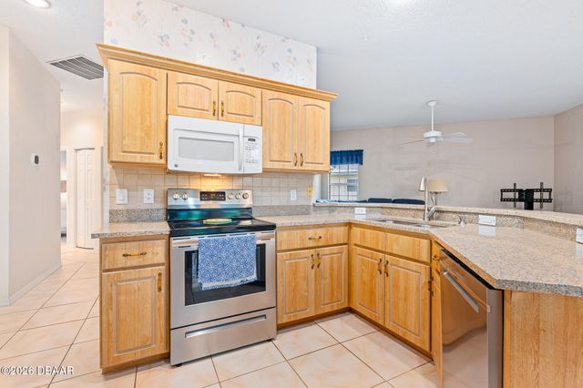 28 Cedar Point Drive, Palm Coast, FL 32164