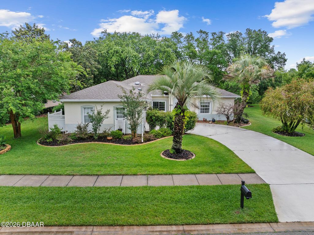 28 Cedar Point Drive, Palm Coast, FL 32164