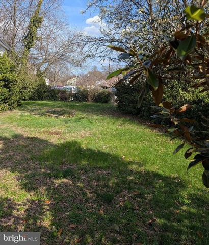 8611 MYRTLE AVE, Bowie, MD 20715