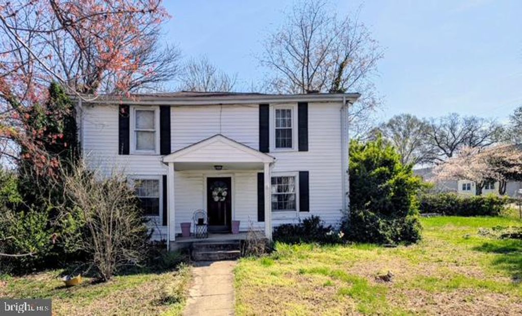 8611 MYRTLE AVE, Bowie, MD 20715