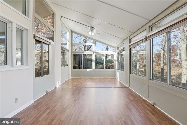 7594 WOODSTOWN DR, Springfield, VA 22153