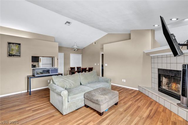 5419 Centurion Court 203, Las Vegas, NV 89122