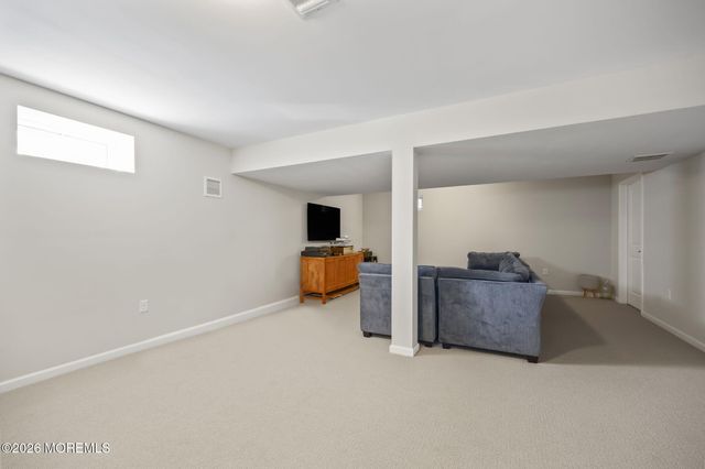 5 Hogans Way, Neptune Township, NJ 07753