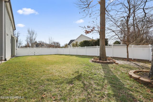 5 Hogans Way, Neptune Township, NJ 07753