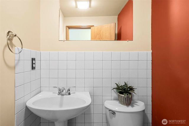 7613 Katie Street NW, Olympia, WA 98502